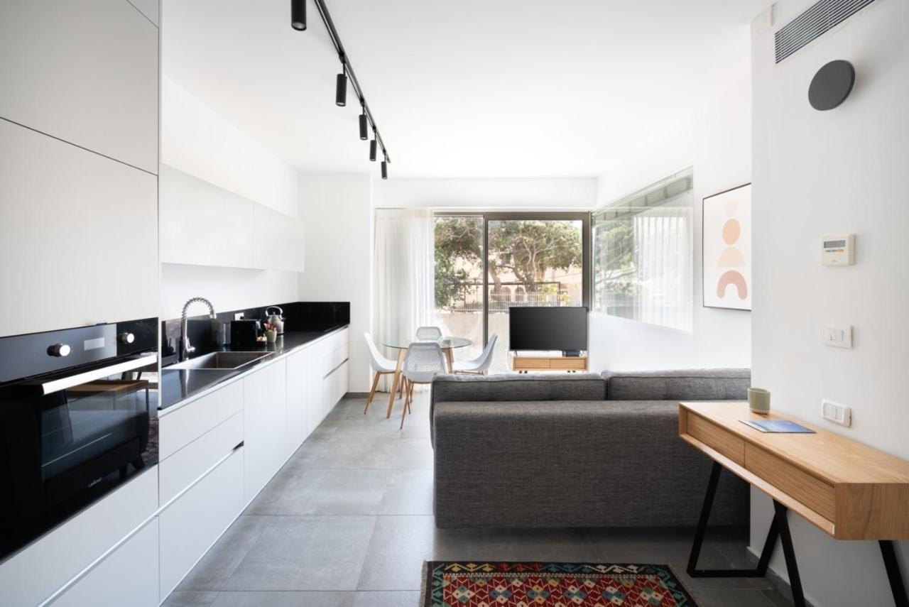 Yefet - By Beach Apartments Tlv Tel Aviv-Jaffa Exterior foto